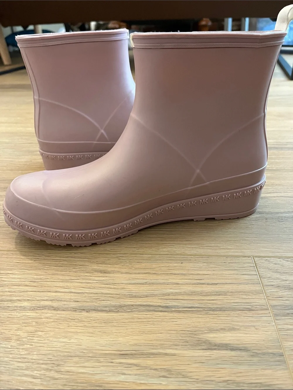 Michael Kors Mac Light Pink Matte Short Rain Boots